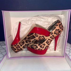 XAPPEAL “Dutchess” heels